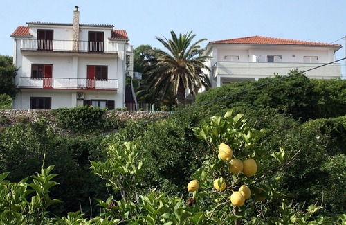 Island Hvar Apartment | One bedroom apartment with balcony Jelsa, Hvar (A-4602-a)