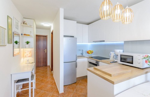 Split Apartment | One bedroom apartment with balcony and sea view Split (A-11660-a)