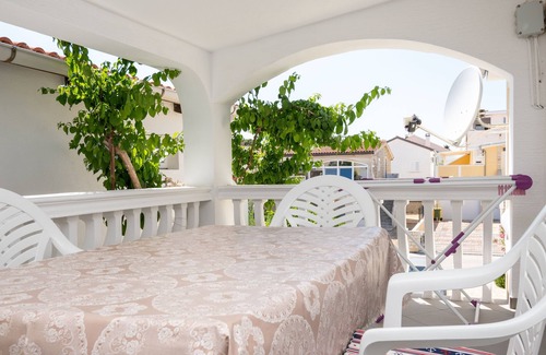 Vir Apartment | One bedroom apartment with terrace Vir (A-20147-b)