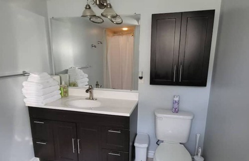 Amherstview Apartment | One Bedroom Basement Suite, Kingston On