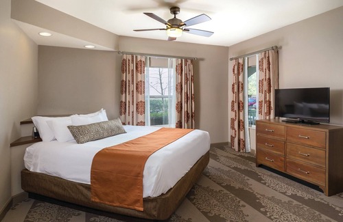 Glengarry Resort | One Bedroom Close to Downtown