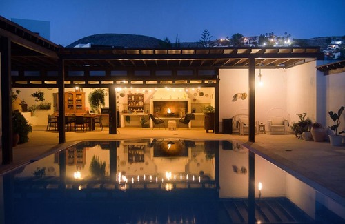 Nazaret House | One bedroom house with private pool enclosed garden and wifi at Nazaret