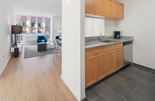 Central New York City Apartment | One Bedroom in Midtown West near Times Square