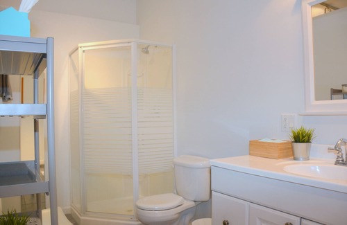West Vancouver Apartment | One Bedroom in West Vancouver