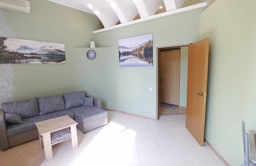 Besarabka Apartment | One bedroom. Luxe. 5b Baseina str. Near Arena City