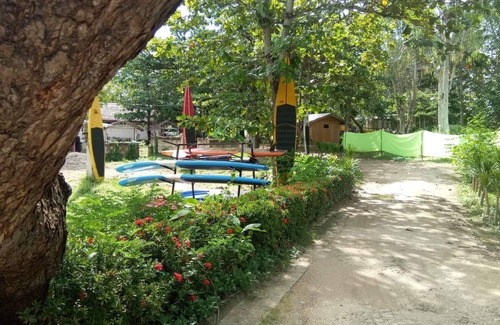 Lapu-Lapu Condo | One Bedroom Suite sleeps 5