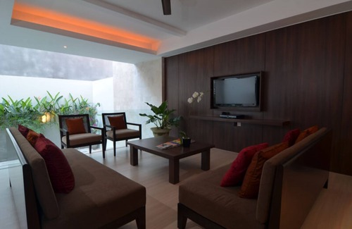 Petitenget Villa | One Bedroom Villa, Private Pool, 5 minutes drive from the heart of Seminyak