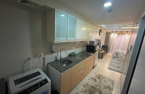 Bagumbayan Condo | One Eastwood Ave Suite with Spectacular View