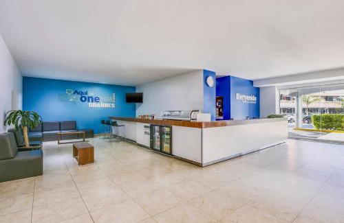 Leon Hotel | One Leon Poliforum