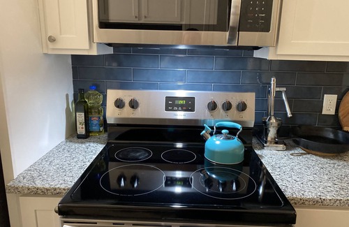 Savannah House | One-Level Home with bunk room and 70" smart TV