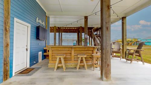 Crystal Beach House | One More Day