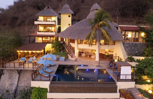 Ixtapa - Zihuatanejo Villa | One-of-a-Kind Luxury 7BR Villa in Zihuatanejo with Breathtaking Views