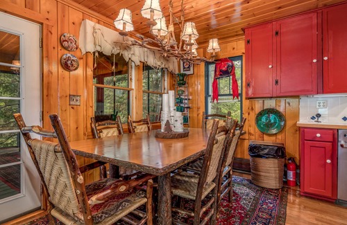 Rhinelander House | One Of A Kind Star Lake Home - Pontoon Included