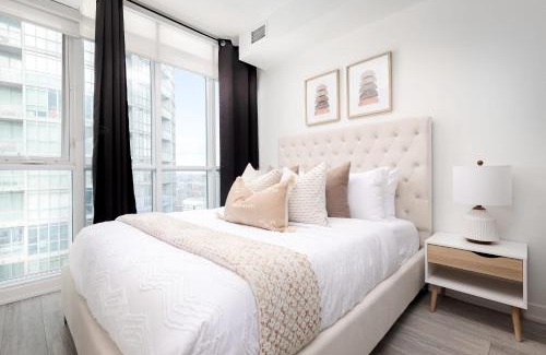 CityPlace Apartment | One of a Kind Sub-Penthouse Breathtaking Views