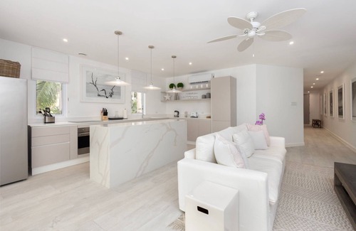 Saint Peter Parish Apartment | One Queen Street Apt 4