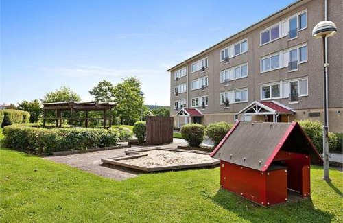 Goteborg Municipality House | One Room with 3 single beds