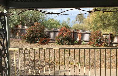 Upper Wakefield Bed & Breakfast | One Tree Bed and Breakfast: The Retreat
