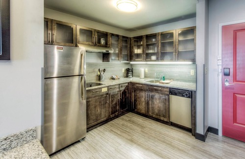 Columbus Apartment | Only 1 Mile from The Ohio State University! | Heated Indoor Pool + Fitness Center