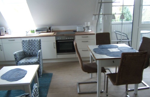 Zingst Apartment | Only 200 m to the dike and the beach, only another 150 m to the pier/stroll