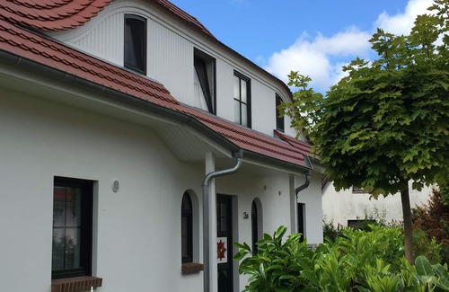 Zingst Apartment | Only 200 m to the dike and the beach, only another 150 m to the pier/stroll