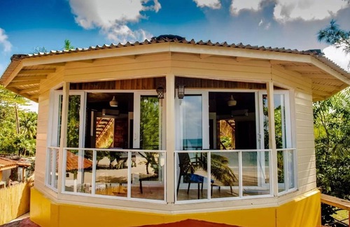 Orange Bay Cottage | Only at XYE can you experience Negril at its finest.