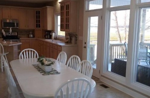 Columbia House | Only minutes from the beach! Why pay the high prices?