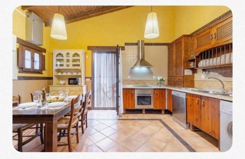 Casabermeja Ski Chalet | Only4you Country House Perfect location to visit Andalucia