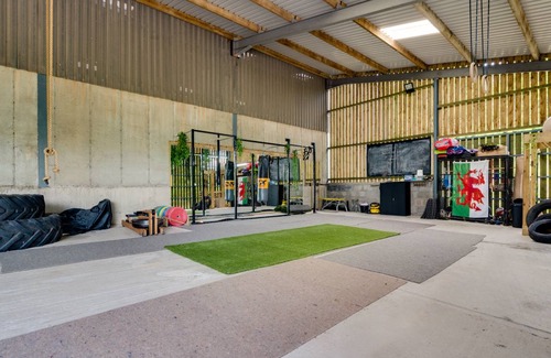 Trecastle Cottage | Onnen Fawr Barn