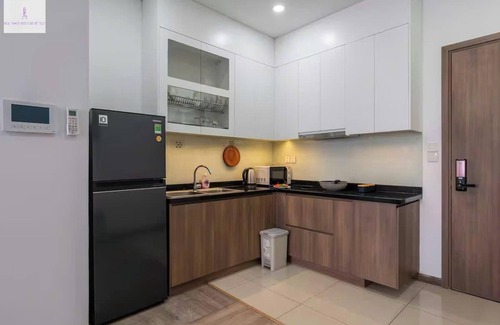 Hang Xanh Apartment | Opal Tower Riverside Retreat