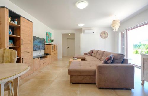 Mihotici Apartment | Opatija Villa Mia