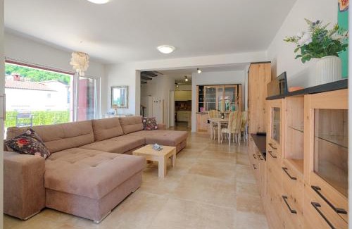Mihotici Apartment | Opatija Villa Mia