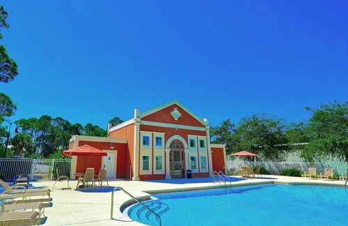 Miramar Beach House | OPEN>July 31-Aug 7⭐Walk 2 Beach⭐Sleeps 10⭐Community Pool⭐4BR Shore Thing Getaway