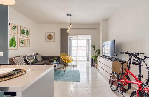 Las Palmas de Gran Canaria Apartment | OPEN TERRACE FREE BIKES by Living Las Canteras
