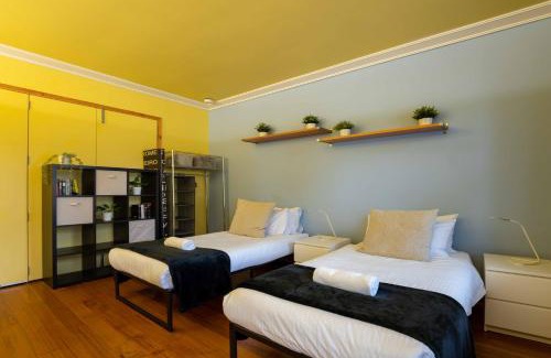 Melbourne Central Business District House | Opp Vic Markets, Trams at doorstep by Custom Bnb Hosting
