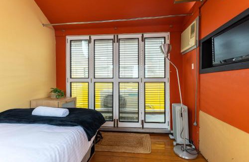 Melbourne Central Business District House | Opp Vic Markets, Trams at doorstep by Custom Bnb Hosting