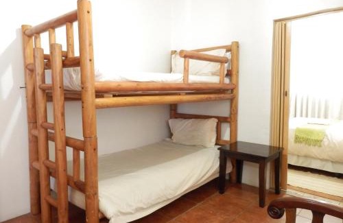 St. Lucia House | Oppi Rotse Guesthouse