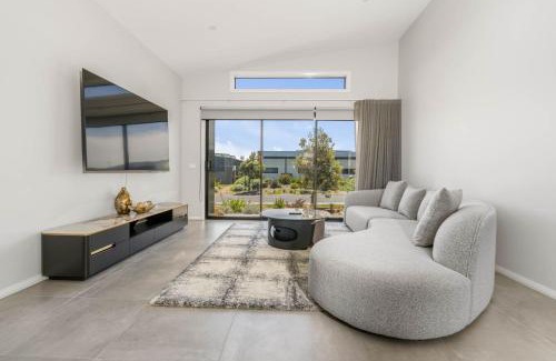 Cape Paterson House | Opulence Cove
