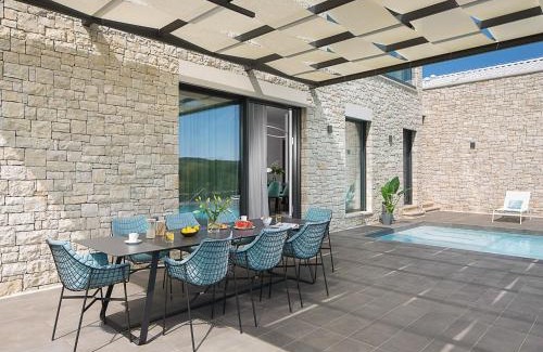 Bale Villa | Opulent Istria Villa 4 Bedrooms Villa Vita Indoor & Outdoor Pool Sauna