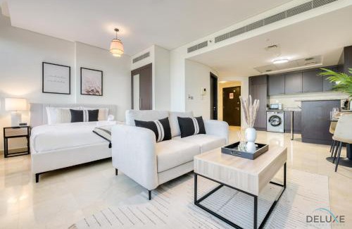Bur Dubai Apartment | Opulent Studio at Sky Gardens DIFC by Deluxe Holiday Homes