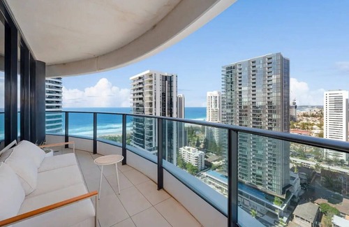 Broadbeach Apartment | Oracle - Best in Broadbeach