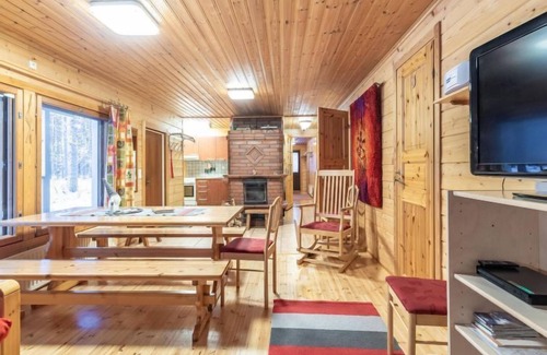 Akaslompolo House | Oravanpesä by Interhome