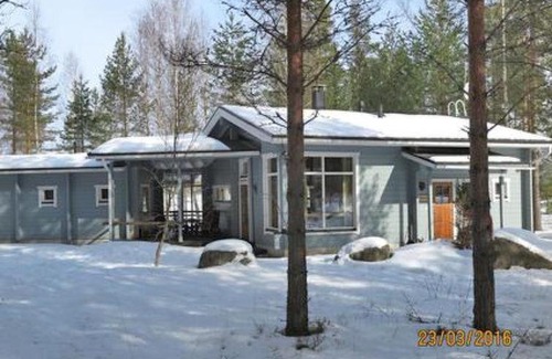 Oravi House | Oravi Villa Sleeps 8 WiFi T034516