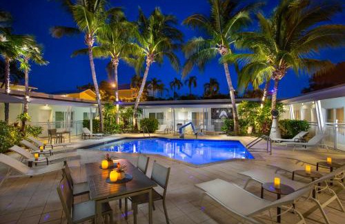 Old Town Hotel | Orchid Key Inn - Adults Only