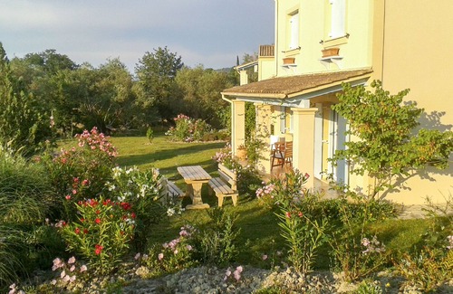 Petaleia Cottage | Orchidea 2BR Farmhouse at Aroggia Farm by JJ Hospitality-
