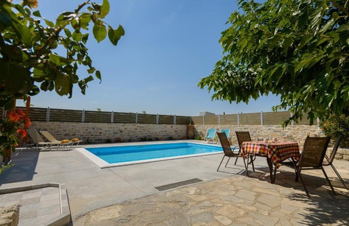 Kamilari Villa | Orelia Cretan Villas - Private Pool