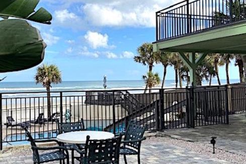 Daytona Beach Hotel | Organic Beach Retreat