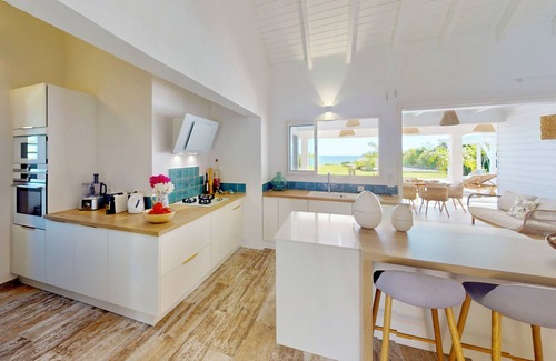 Orient Bay Villa | ORIENT BAY - 6BD - AMAZING SEA VIEW - SUNSEEKER SXM