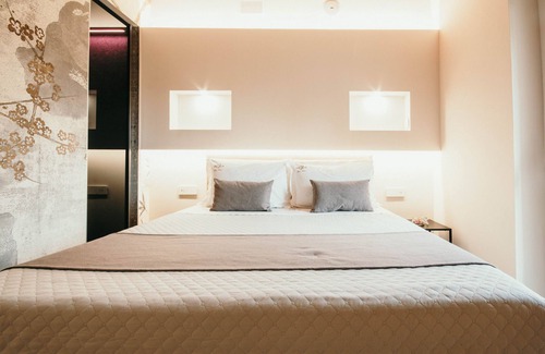 Solcio Bed & Breakfast | Orient Suite in Gio&Leo GuestHouse - Lakeside L&B