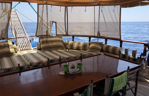 Denia Boat Rental | Oriental Beauty - unique experience - sleep in the Port of Denia