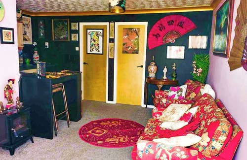 Great Yarmouth Ski Chalet | Oriental chalet in Belle Aire